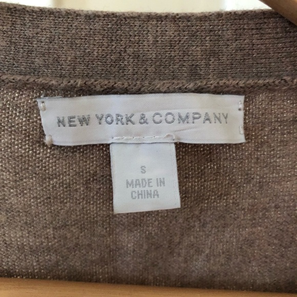 3 Cardigans - Picture 13 of 15